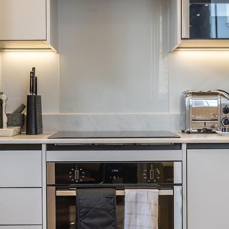 Modern, Stylish Newly Refurbished 2Nd Floor Apartment In Fitzrovia ลอนดอน ภายนอก รูปภาพ