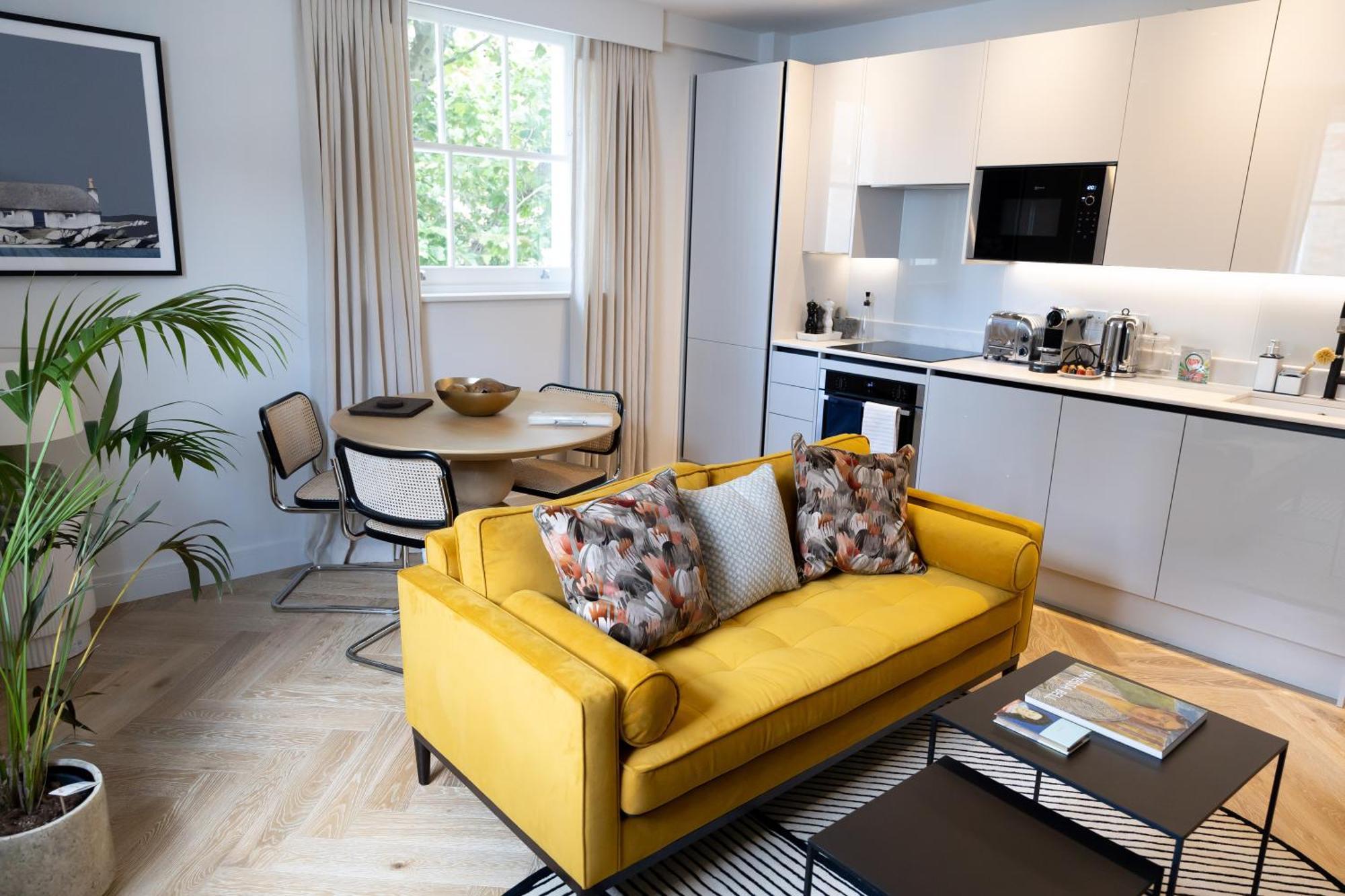 Modern, Stylish Newly Refurbished 2Nd Floor Apartment In Fitzrovia ลอนดอน ภายนอก รูปภาพ