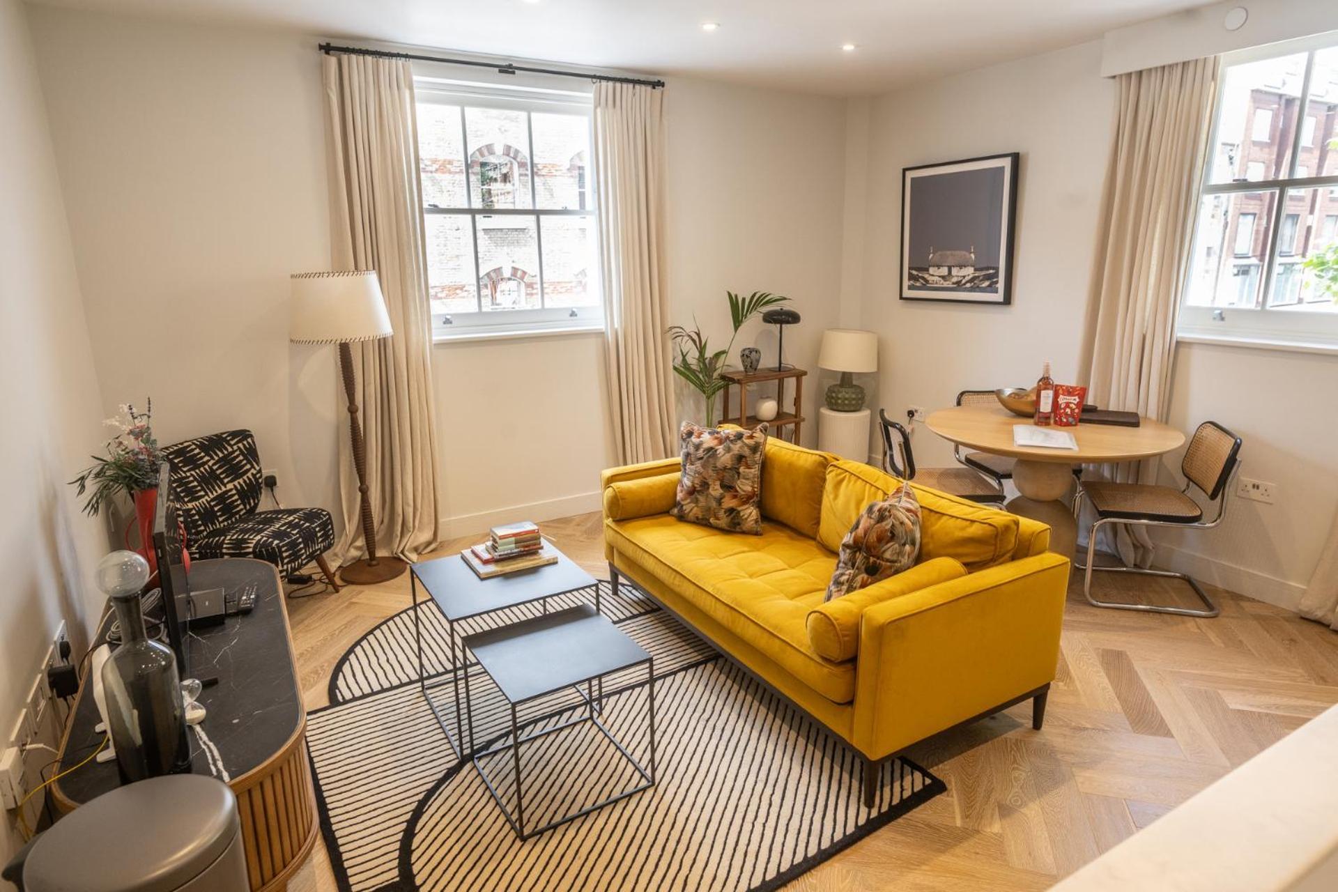 Modern, Stylish Newly Refurbished 2Nd Floor Apartment In Fitzrovia ลอนดอน ภายนอก รูปภาพ