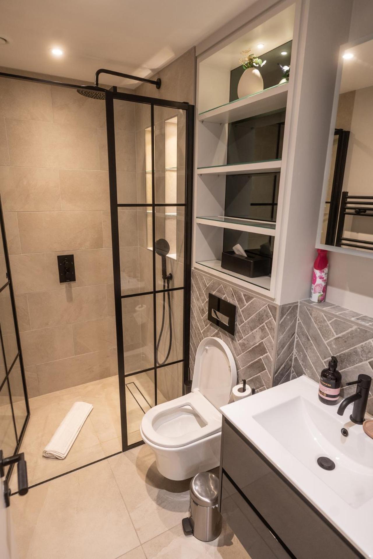 Modern, Stylish Newly Refurbished 2Nd Floor Apartment In Fitzrovia ลอนดอน ภายนอก รูปภาพ